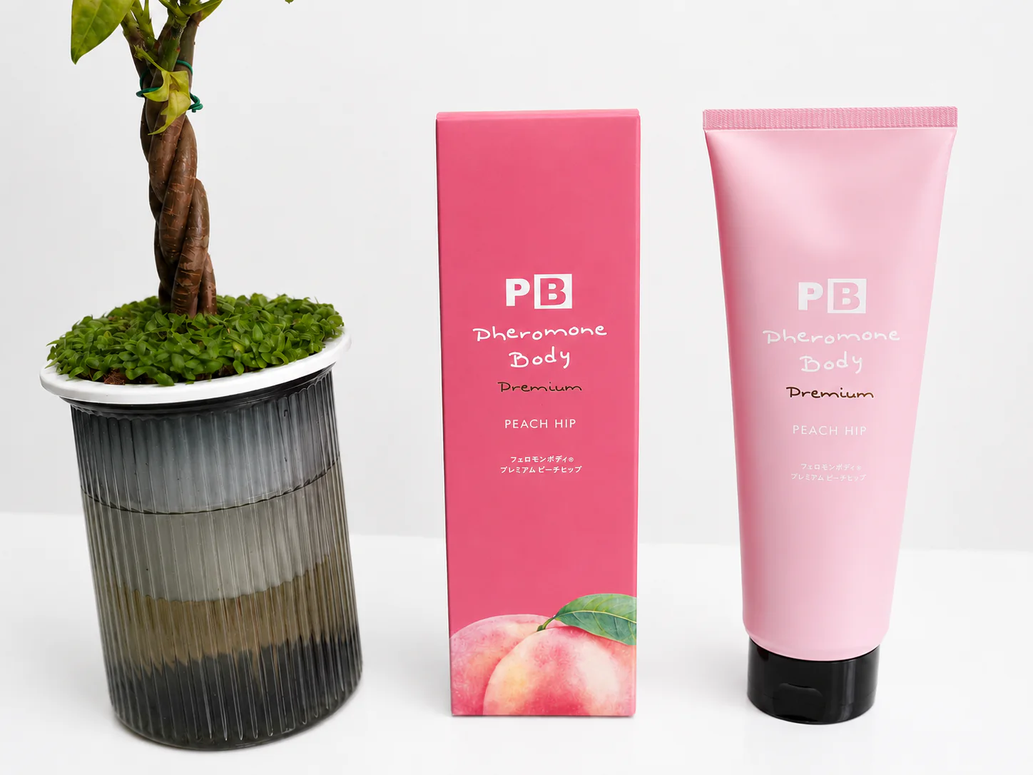 Pheromone Body Premium Peach Hip